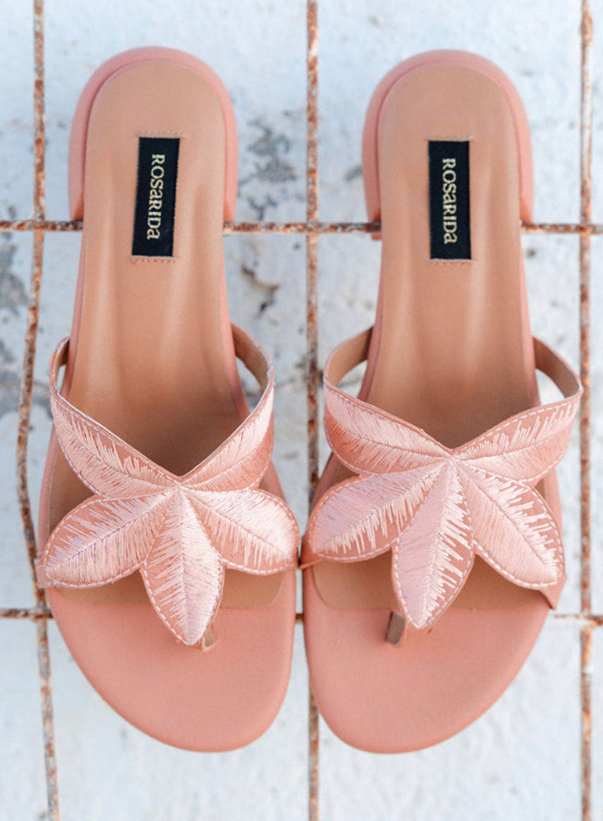 Mule Palm Nude