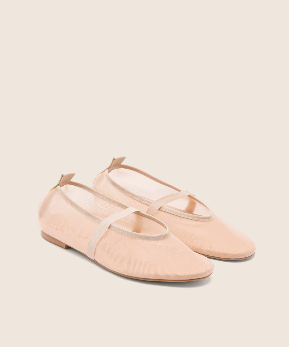 Bailarina Britany Nude - Lateral